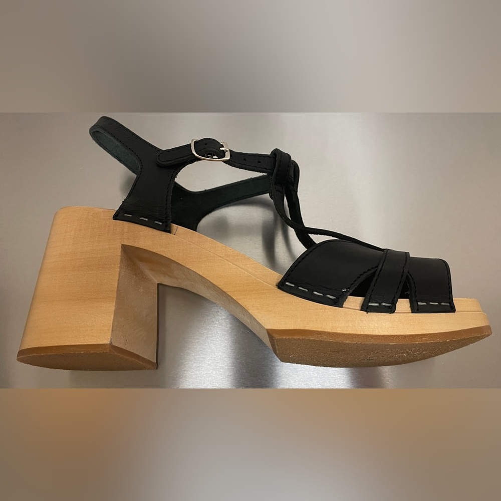 Swedish Hasbeens Clog Sandals - Picture 4 of 13